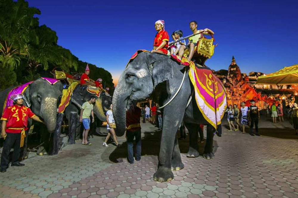 Phuket FantaSea Tickets - Image 6 of 6