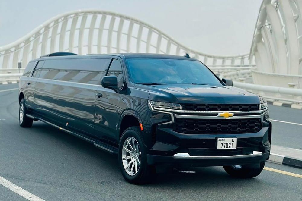 Limusina Chevy Suburban Kohinoor Black 2024 (20 pax) - Image 5 of 6