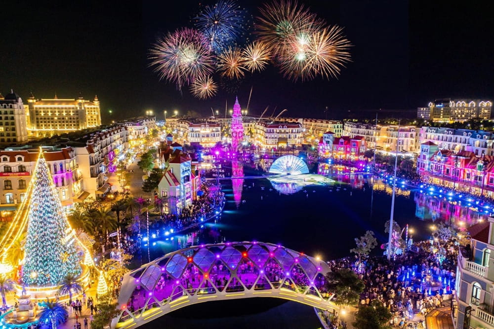 Grand World Phu Quoc Ticket - Image 2 of 9