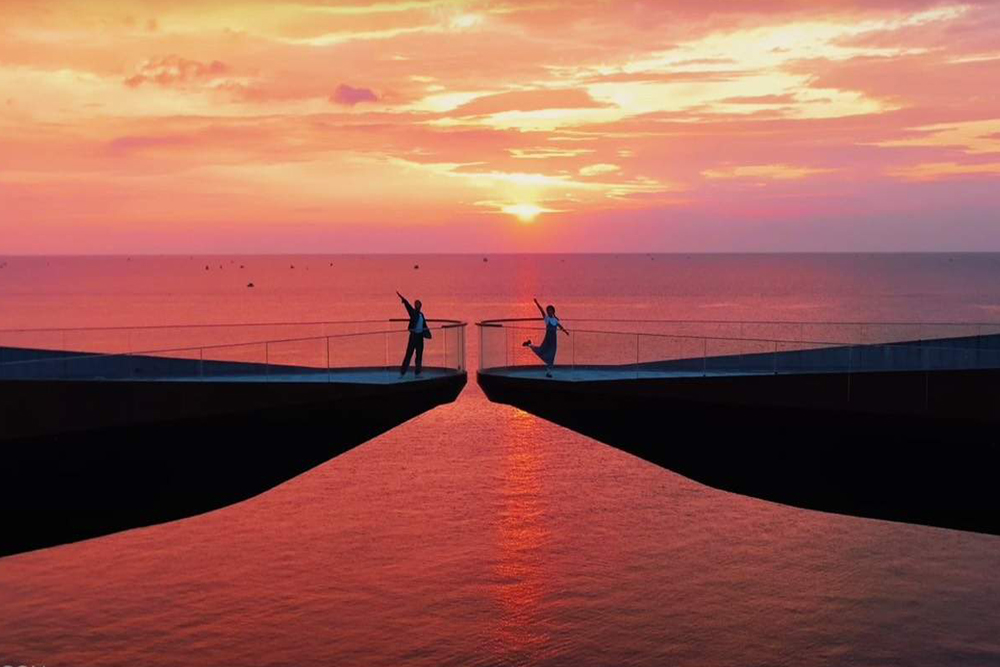 Kiss of the Sea Ticket in Phu Quoc - Experience the Kiss of the Sea Show in Phu Quoc with immersive storytelling, water music, 3 projection domes, and spectacular light effects. Kiss of the Sea Ticket in Phu Quoc - Image 1 of 5