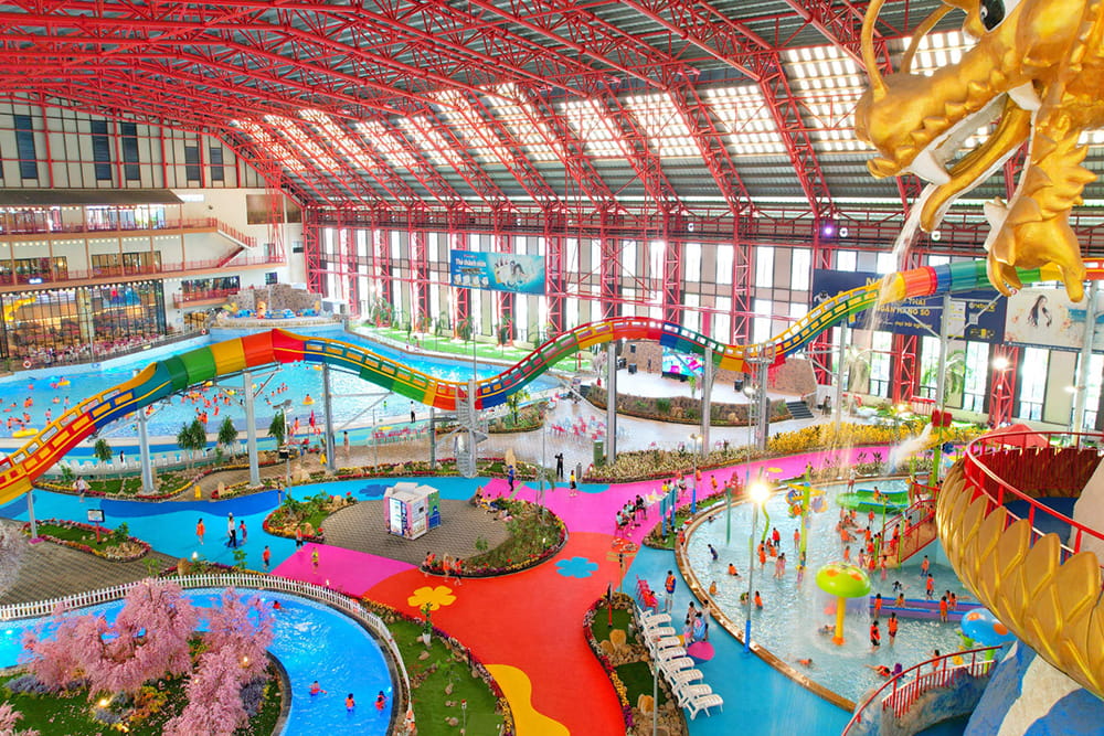 Mikazuki Water Park Ticket in Da Nang - Experience Vietnam’s first Japanese style indoor hot water park. Enjoy thrilling slides, relax at Mikazuki Onsen, and savor authentic Japanese cuisine. Mikazuki Water Park Ticket in Da Nang - Image 4 of 5