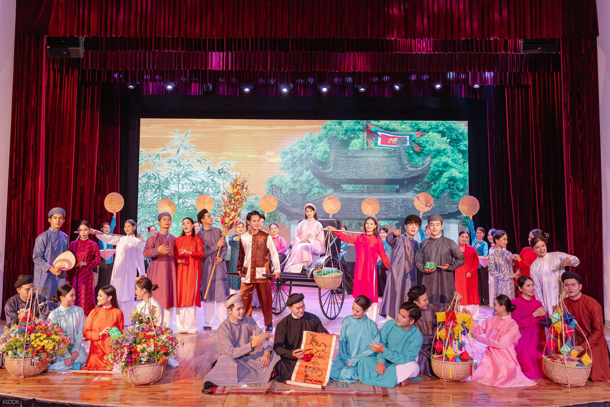 Ao Dai Show Ticket in Da Nang - Image 6 of 7