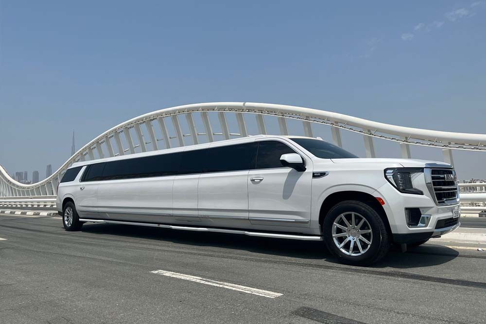 GMC Yukon Limousine Ride Dubai (18 Pax) - Image 4 of 5