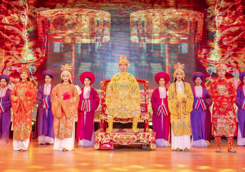 Biglietto per lo Spettacolo Ao Dai a Da Nang