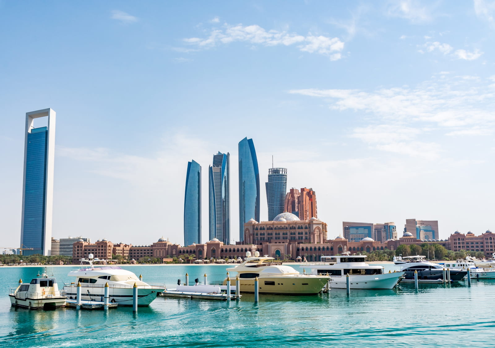 Dubai & Abu Dhabi Deluxe Holiday Package 7 Nights 8 Days - Image 1 of 5