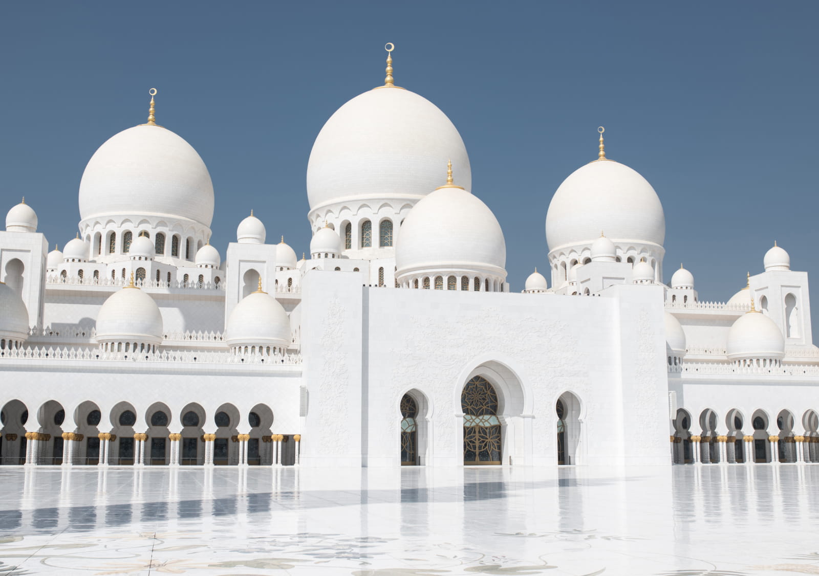 Economy Dubai & Abu Dhabi Package 06 Nights 07 Days - Image 1 of 5