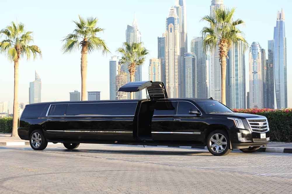 凯迪拉克凯雷德黑豹 - （20人） - Image 1 of 5