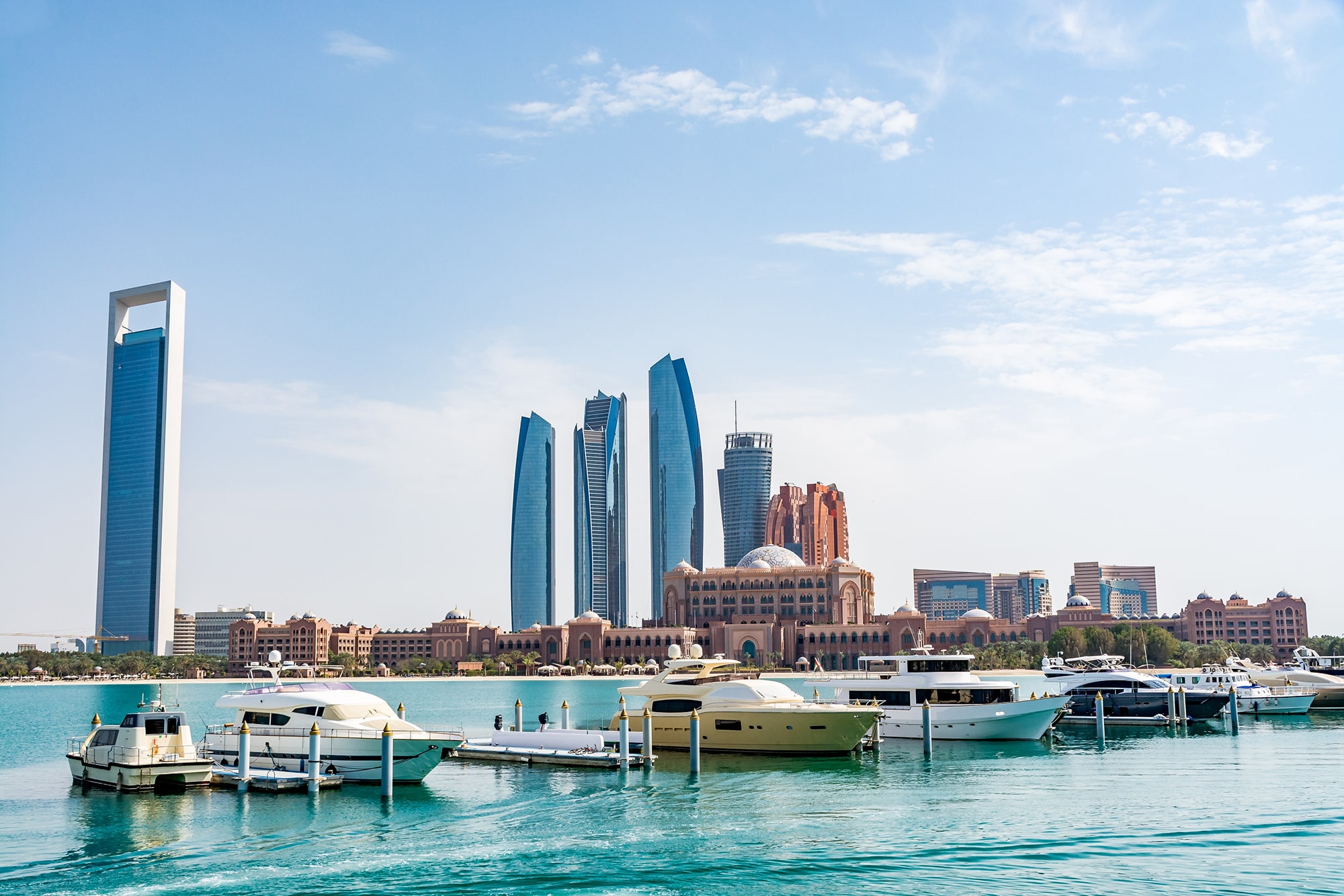 Ultimate Dubai Honeymoon Premium 7 Day Romantic Journey - Enjoy a 6-night Dubai honeymoon with 5-star hotel, private airport transfers, Burj Khalifa, Desert Safari, Sunset Yacht, Abu Dhabi tour & theme park visit. Ultimate Dubai Honeymoon Premium 7 Day Romantic Journey - Image 4 of 5