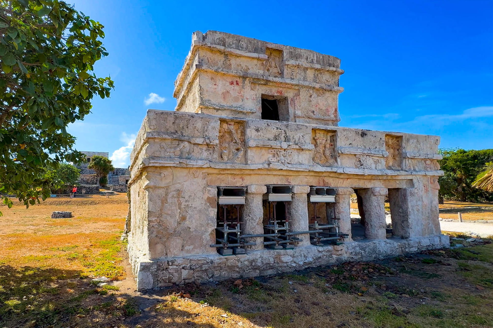 Skip-the-line Ticket to Tulum - Enjoy skip-the-line entry to Tulum Ruins and Jaguar Park, explore Mayan history, access trails and beach areas, and enjoy a complimentary tequila tasting. Skip-the-line Ticket to Tulum - Image 1 of 5