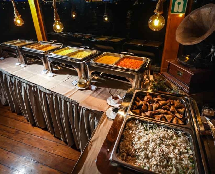 Crucero Alexandra Dhow en Marina - Image 2 of 7