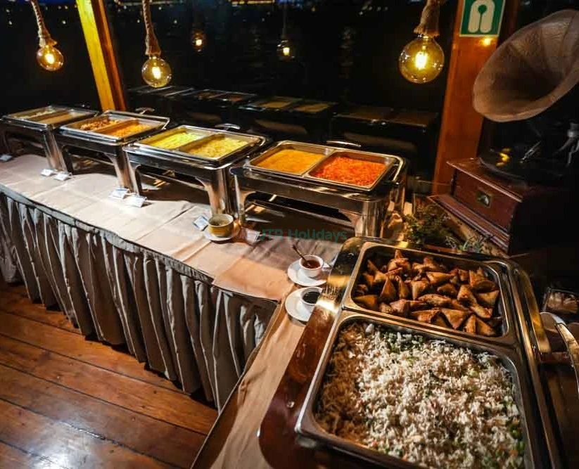 Alexandra Dhow Cruise Dubai Marina - Dinner Cruise in Marina with Live Show - JTR Holidays - Image 2 of 5