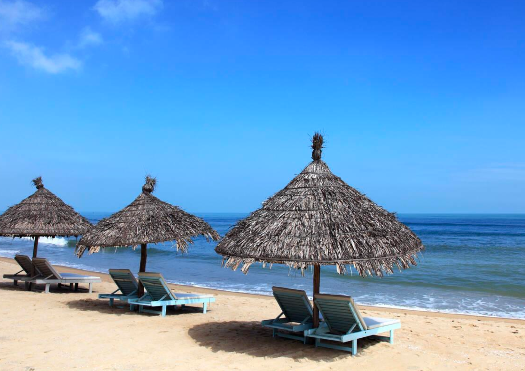 Northern Central Vietnam and Phu Quoc Island 09 Nights & 10 Days - Experience Vietnam in 10 days! Explore Hanoi’s historic landmarks, cruise UNESCO-listed Halong Bay, visit Hoi An’s ancient town and Ba Na Hills’ Golden Bridge, and unwind in tropical Phu Quoc with island hopping, snorkeling, and VinWonders. 4-star hotels, guided tours, transfers, and selected meals included. Northern Central Vietnam and Phu Quoc Island 09 Nights & 10 Days - Image 5 of 5