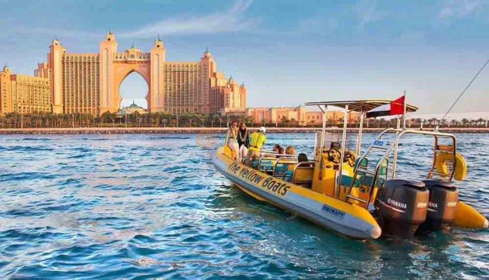 Yellow Boat Tour Dubai - Image 6 of 8