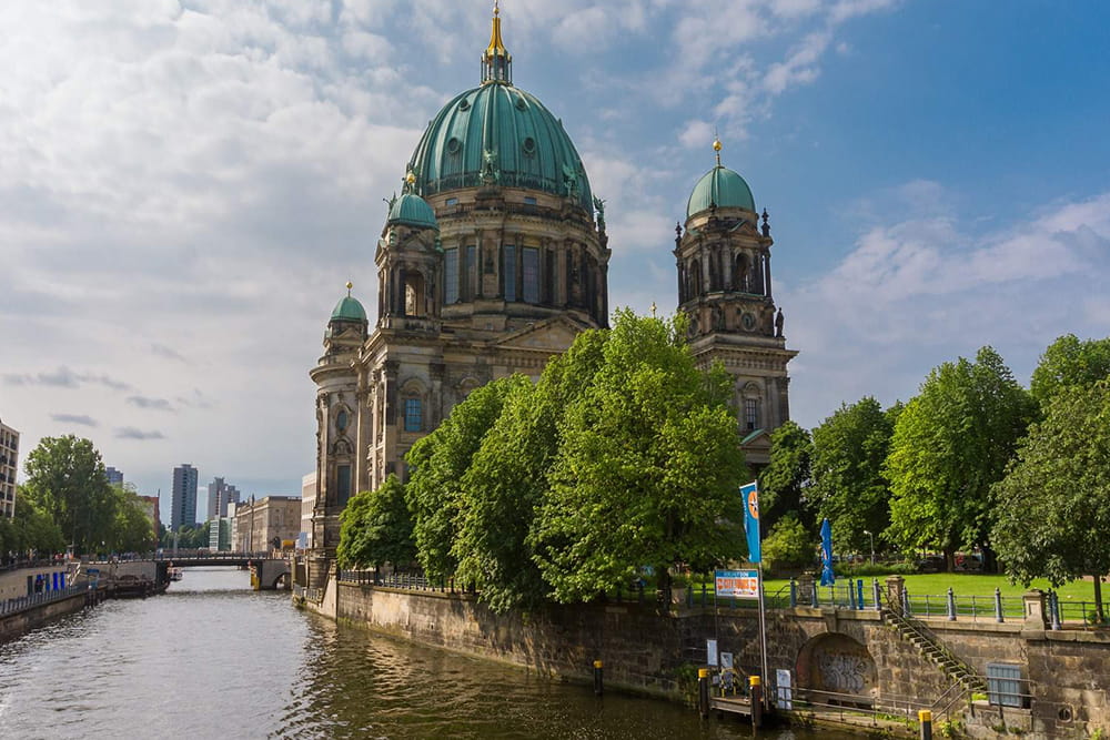 Big Bus Berlin Hop-on Hop-off Bus Tour - Image 6 of 6