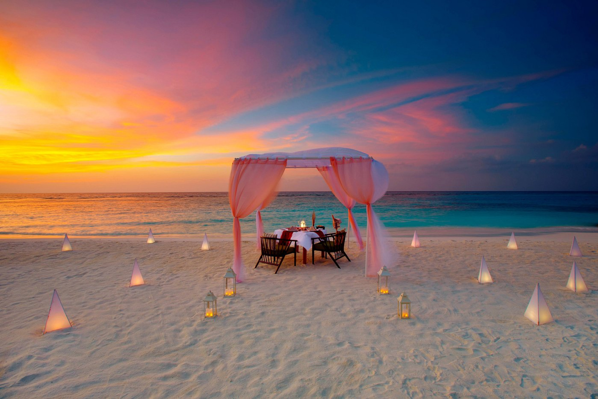 OBLU SELECT Sangeli Maldives – Premium All-Inclusive Island Escape | 4 Nights / 5 Days - Plan a romantic island getaway at OBLU SELECT Sangeli with a 5-day premium all-inclusive package featuring speedboat transfers, fine dining, excursions, snorkelling, water sports, and access to the adults-only Banyan Island. Perfect for honeymooners, couples, and families seeking a luxury Maldives escape. OBLU SELECT Sangeli Maldives – Premium All-Inclusive Island Escape | 4 Nights / 5 Days - Image 4 of 5