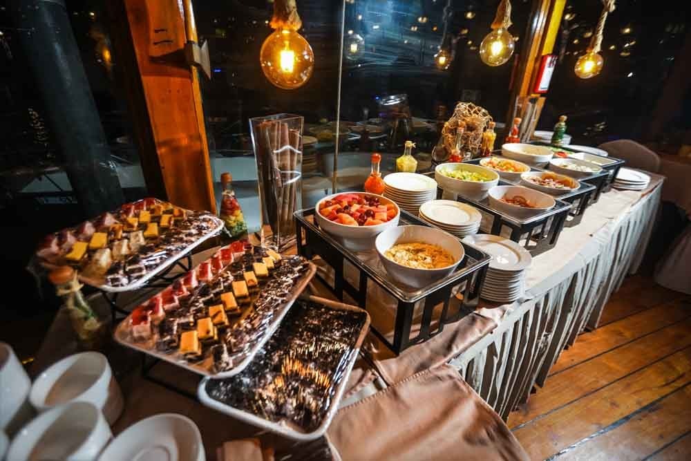 Crucero Alexandra Dhow en Marina - Image 6 of 7