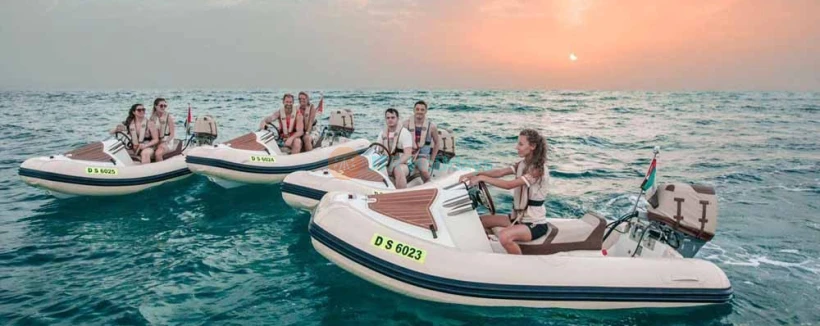 Dubai Sunset Hero Boat Tour - Image 3 of 5