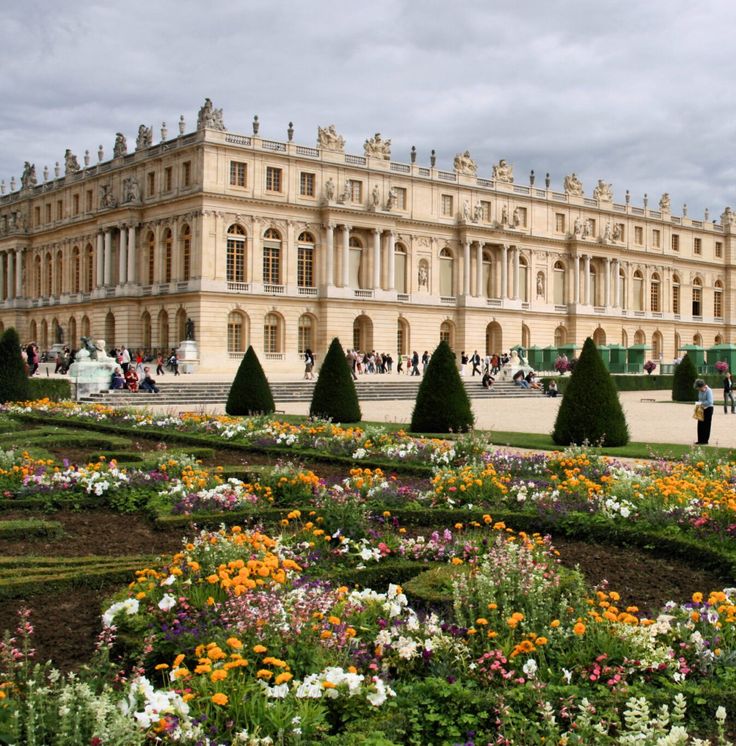 4-Day Paris Tour Package – Discover the Charm of France - Discover Paris in 4 days with a perfect city break package. Explore iconic attractions, enjoy scenic views, cultural experiences, and leisure time in the heart of France. Ideal short holiday package for couples, families, and first-time visitors. 4-Day Paris Tour Package – Discover the Charm of France - Image 2 of 5