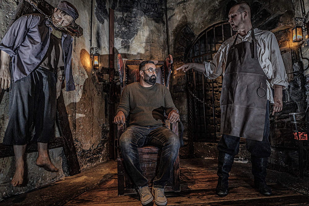The Hamburg Dungeon Ticket - Discover the Hamburg Dungeon in Speicherstadt – one of the top attractions in Hamburg. Enjoy live shows, horror-filled history, thrilling rides, and important visitor information before you go. The Hamburg Dungeon Ticket - Image 5 of 5