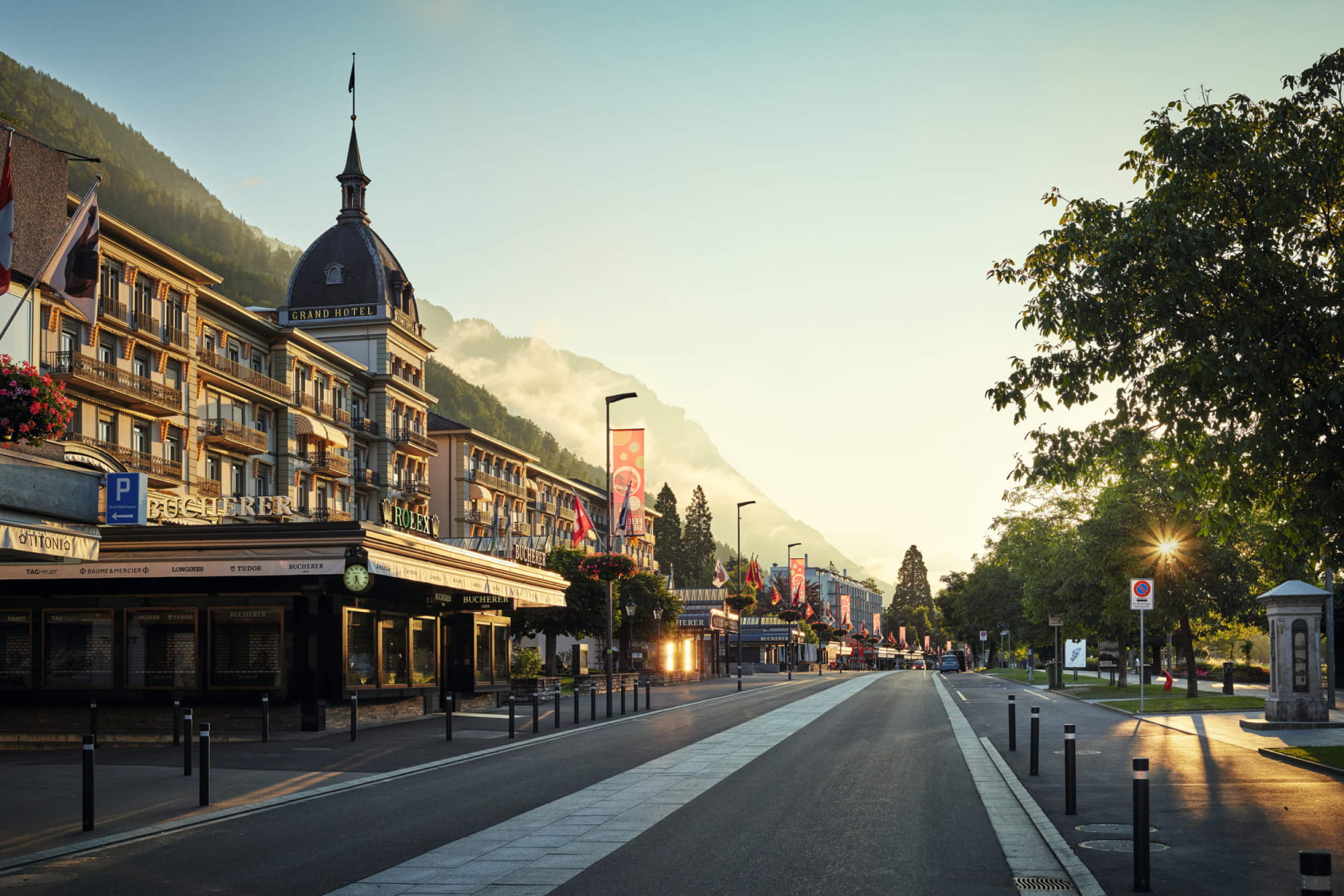 Grindelwald, Interlaken and Lauterbrunnen Day Tour - Image 6 of 7