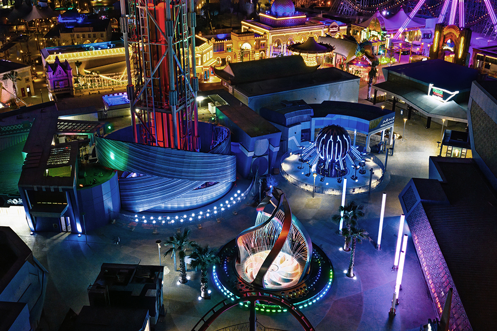 Six Flags Qiddiya City Ticket - Book Six Flags Qiddiya City tickets for a full day of thrills, rides, and entertainment. Choose weekday or weekend passes, with optional meal packages for a complete theme park experience. Six Flags Qiddiya City Ticket - Image 2 of 5