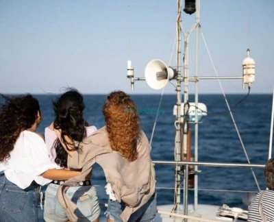 Valencia: Marina Catamaran Cruise - Enjoy a relaxing catamaran cruise from Valencia Marina with a welcome drink, scenic coastal views, and comfortable onboard facilities for a perfect sailing experience. Valencia: Marina Catamaran Cruise - Image 5 of 5