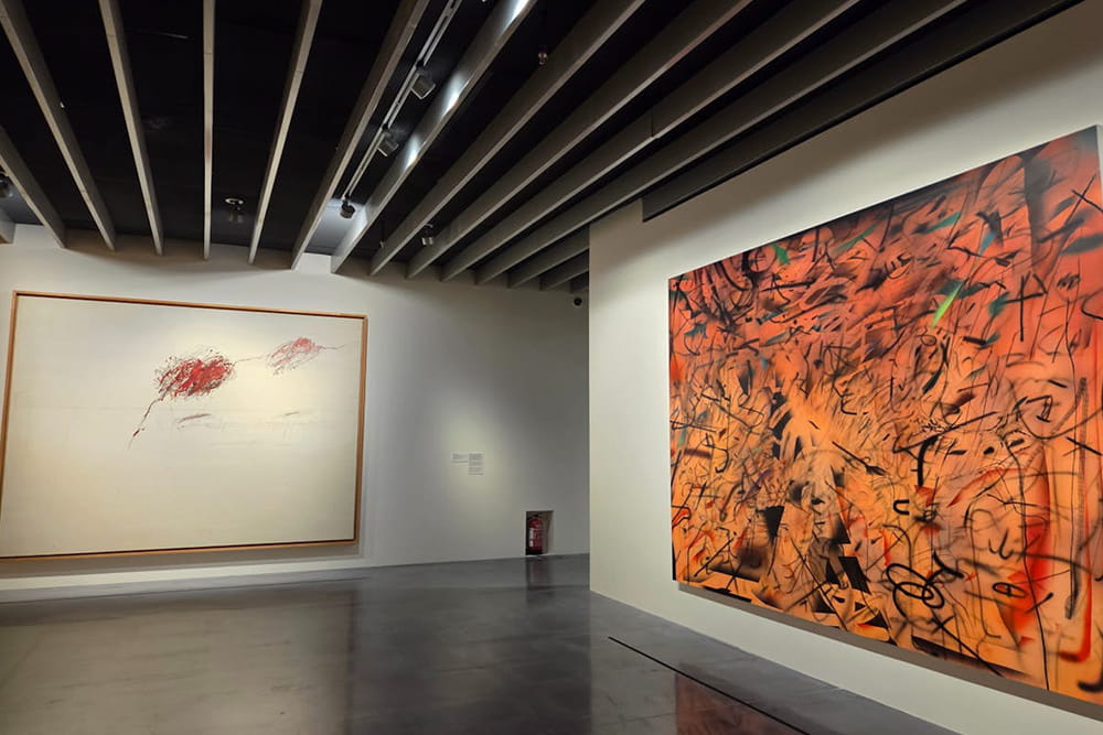 Centre Pompidou Ticket in Málaga - Visit Centre Pompidou Málaga, a top modern art museum in Spain. Explore iconic artworks, El Cubo, opening hours, visitor rules, and enjoy a seamless cultural experience. Centre Pompidou Ticket in Málaga - Image 3 of 5