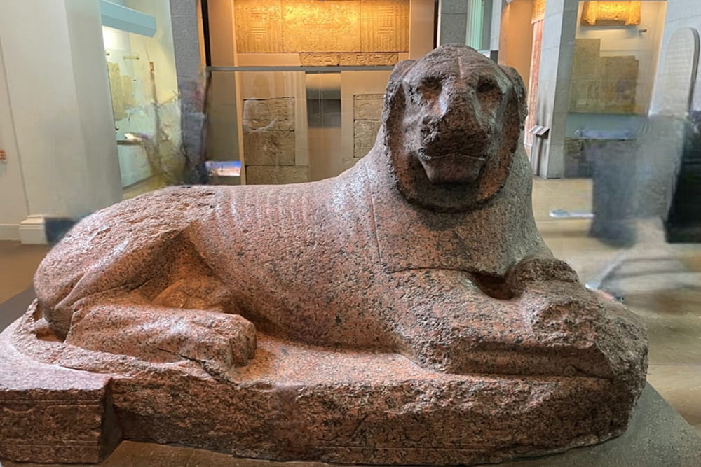 British Museum - Book your British Museum Ticket with Audio Guide for a seamless self-guided experience in London. Explore world-famous artifacts with informative commentary at your own pace. Perfect for history lovers and visitors seeking flexible entry. British Museum - Image 5 of 5