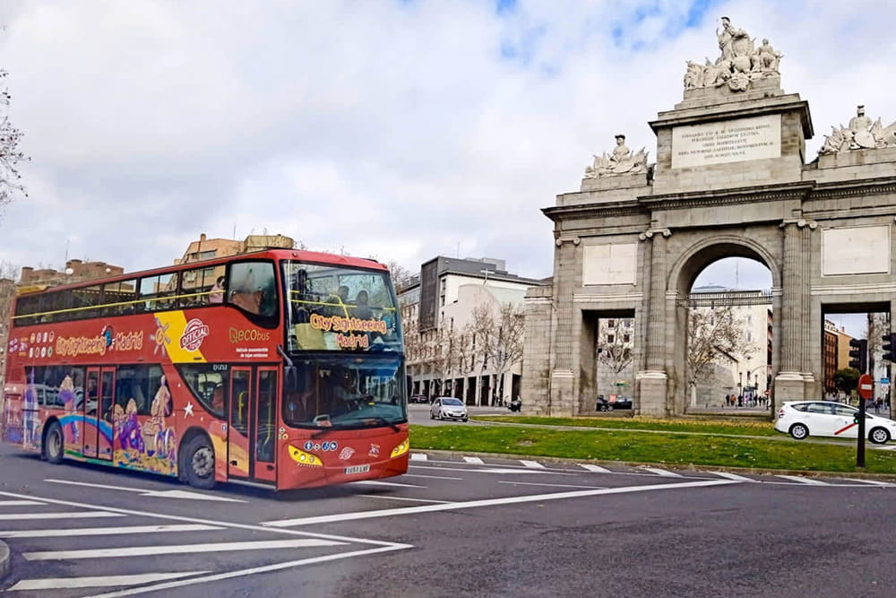 Tour en autobús turístico de subir y bajar en Madrid - Imagen 4 de 5