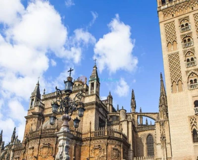 Cathedral, Alcazar, and Giralda guided tour in Seville - Explore Seville’s top attractions with a guided tour of the Royal Alcázar, Seville Cathedral, and Giralda Tower. Discover UNESCO heritage sites, Game of Thrones filming locations, Gothic architecture, and Spanish history with expert bilingual guides. Cathedral, Alcazar, and Giralda guided tour in Seville - Image 2 of 5