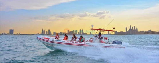 Love Boat Dubai - Speed Boat Sightseeing Tour - Speed Boat Palm Tour - JTR Holidays