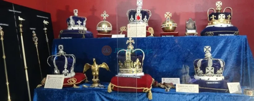 Gold Coast Wax Museum Tickets - Visit the Gold Coast Wax Museum and discover lifelike wax figures, historical exhibits, celebrity displays, and family-friendly attractions. Book your tickets today. Gold Coast Wax Museum Tickets - Image 3 of 5