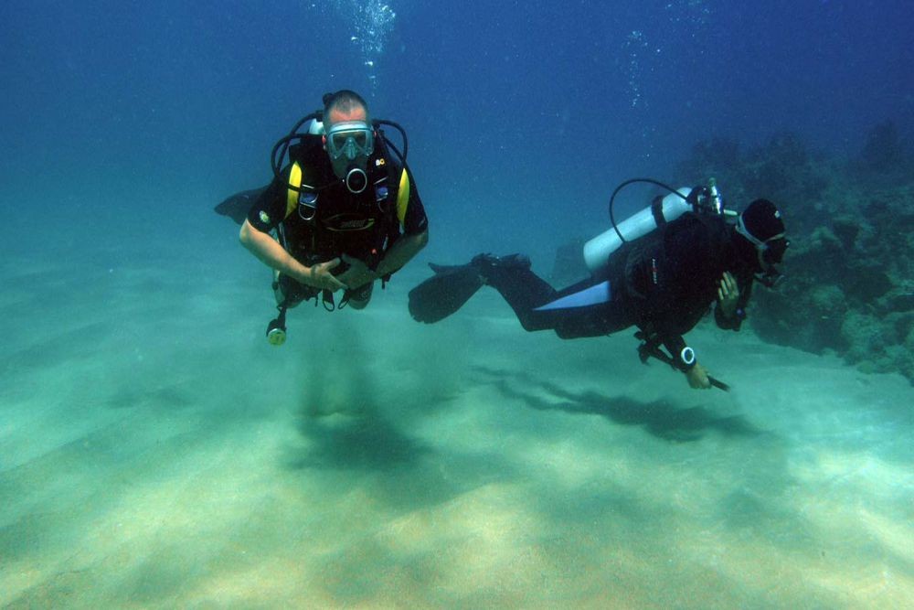 Discover Scuba Diving in Dibba Al Fujairah - Experience the thrill of scuba diving in Dibba Al Fujairah, a stunning underwater paradise. Perfect for beginners, this guided dive lets you explore vibrant marine life and crystal-clear waters with expert instructors. No prior experience is needed—just a sense of adventure! Book now for an unforgettable underwater journey. Discover Scuba Diving in Dibba Al Fujairah - Image 1 of 5