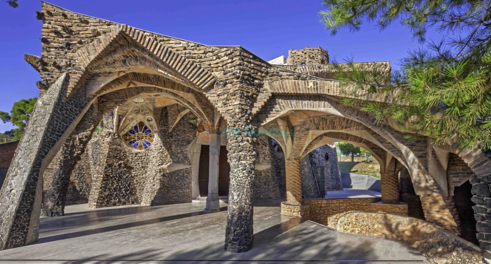 JTR Barcelona Multiattraction Explorer Pass - Book the Barcelona Explorer Pass with JTR Holidays and enjoy flexible access to Barcelona's top attractions, museums, guided tours, and experiences. Save more while exploring the city at your own pace with one convenient digital sightseeing pass. JTR Barcelona Multiattraction Explorer Pass - Image 1 of 5