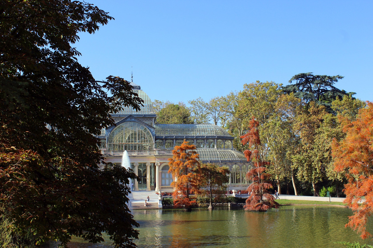 Madrid Multiattraction Pass - Explore Madrid with the Madrid Multiattraction Explorer Pass. Visit the Prado, Royal Palace and Reina Sofia, enjoy flamenco and tapas, tours, museums and more. Madrid Multiattraction Pass - Image 1 of 5