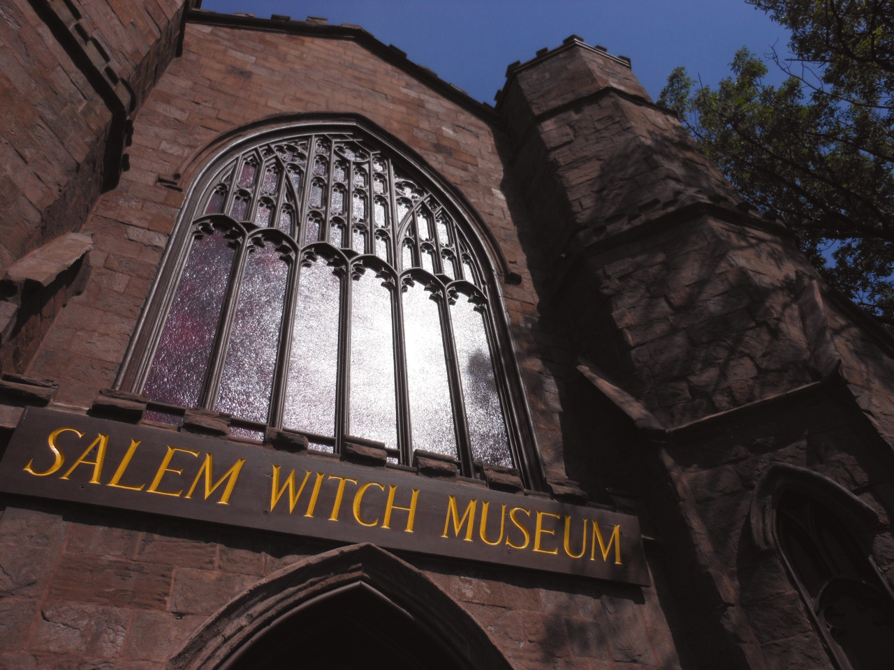 Boston Multiattraction Explorer Pass - Explore Boston with a Multiattraction Explorer Pass. Visit Fenway Park, View Boston, museums, historic tours, cruises and top Boston attractions. Boston Multiattraction Explorer Pass - Image 2 of 5