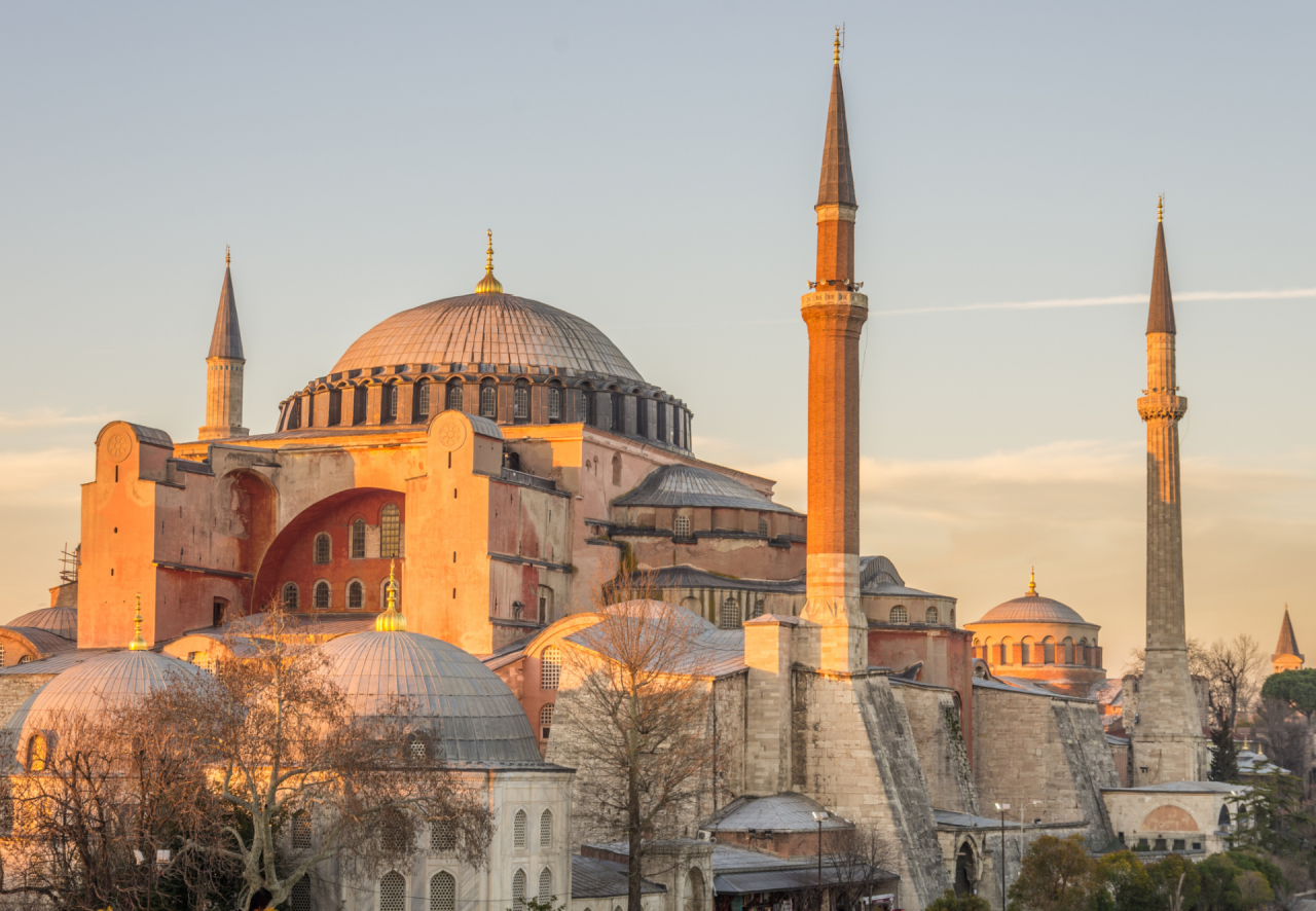 Istanbul Multiattraction Explorer Pass - Explore Istanbul with the Istanbul Multiattraction Explorer Pass. Visit Topkapi Palace, Basilica Cistern, Hagia Sophia, Dolmabahce Palace and enjoy a Bosphorus cruise. Istanbul Multiattraction Explorer Pass - Image 1 of 5