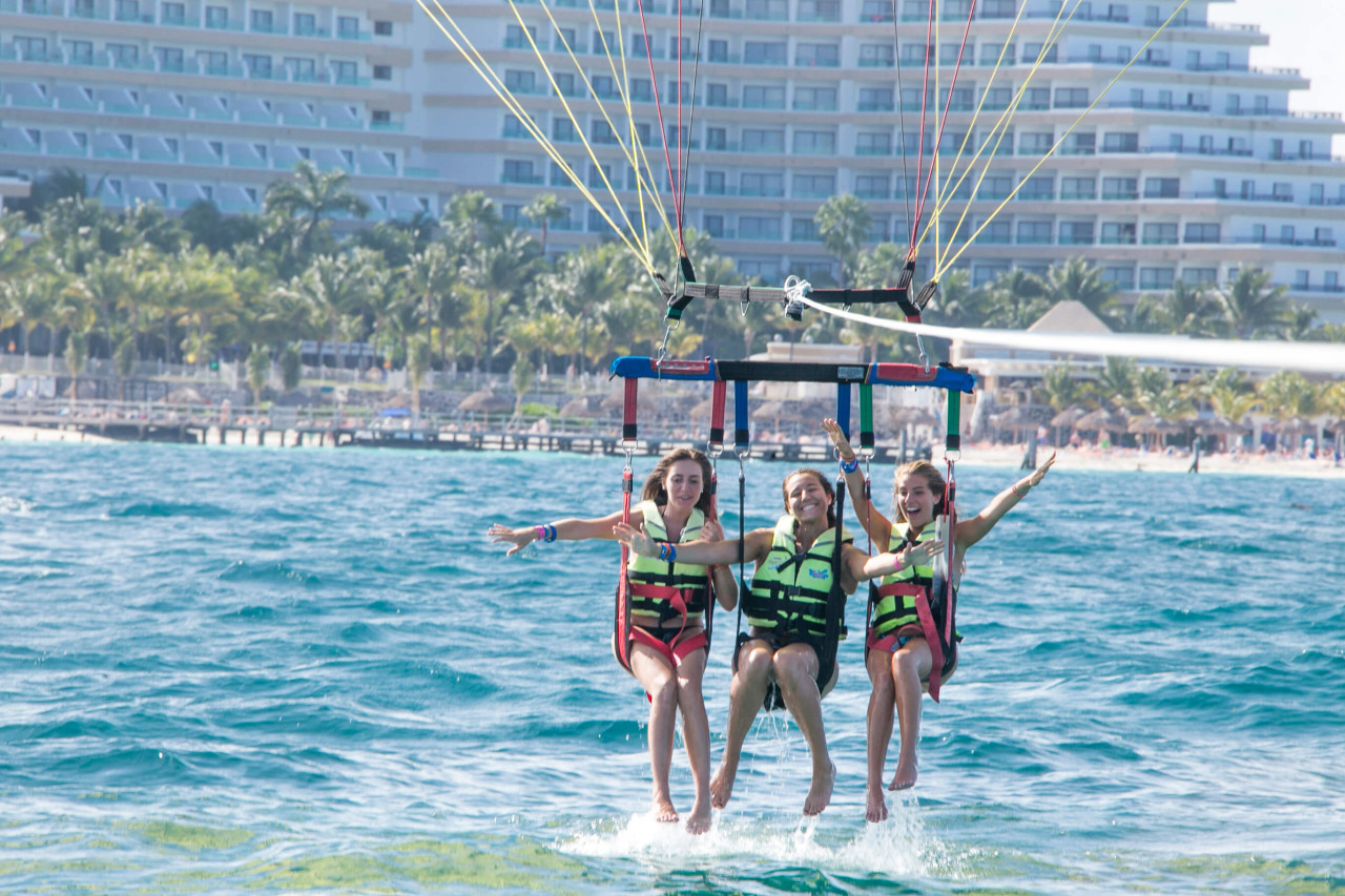 Cancun Explorer Pass - Explore Cancun with the Cancun Pass and choose from top tours, attractions and experiences including Tulum, Chichen Itza, Isla Mujeres, cenotes, ziplining and more. Cancun Explorer Pass - Image 3 of 5