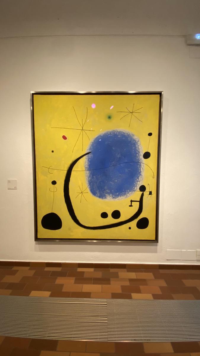 Fundacio Joan Miro Museum - Visit the Fundació Joan Miró Museum in Barcelona and explore the vibrant world of Joan Miró. Discover his paintings, sculptures, and ceramics in a stunning modern art space. Enjoy breathtaking views from Montjuïc Hill and experience his unique artistic vision. Fundacio Joan Miro Museum - Image 2 of 5