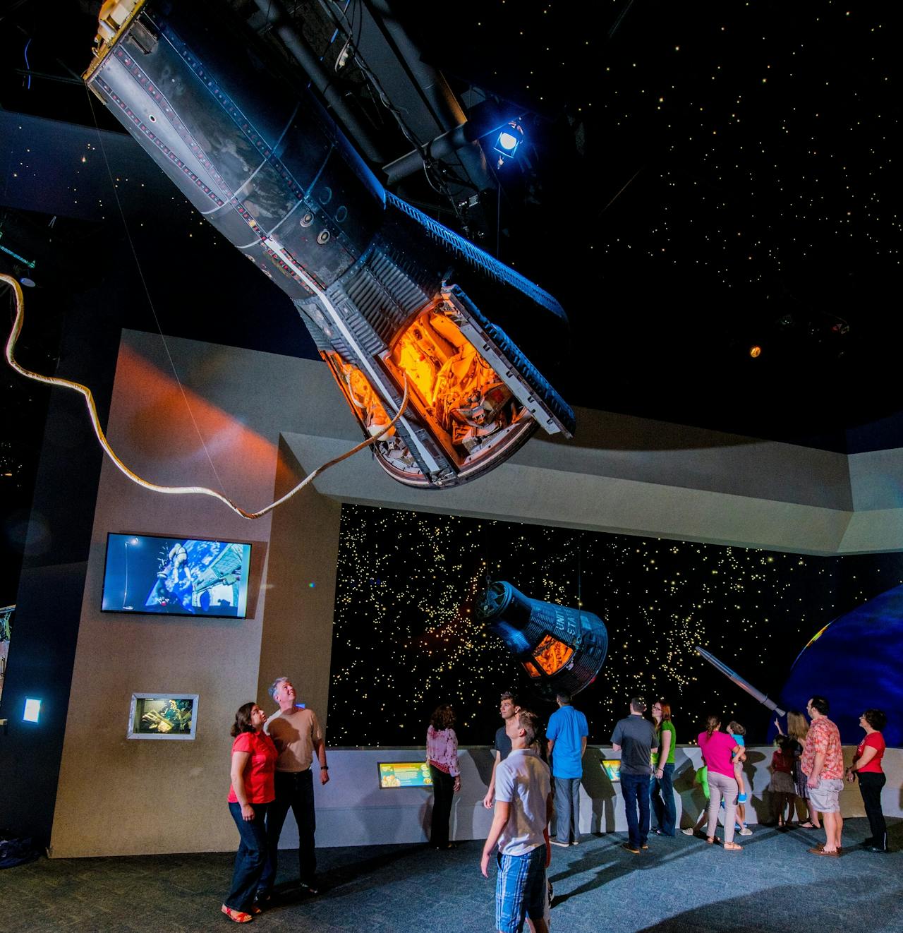Space Center Houston - Esplora veicoli spaziali volati, tute spaziali e rocce lunari al Space Center Houston, il centro visitatori ufficiale del NASA Johnson Space Center. Space Center Houston - Immagine 4 di 5