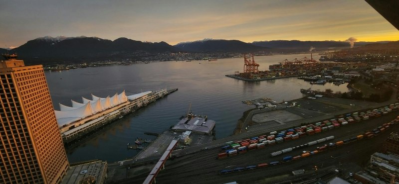 Vancouver Lookout - Ammira lo skyline di Vancouver, le montagne e il lungomare dalla piattaforma di osservazione con un tour audio autoguidato e WiFi gratuito inclusi. Vancouver Lookout - Immagine 4 di 5