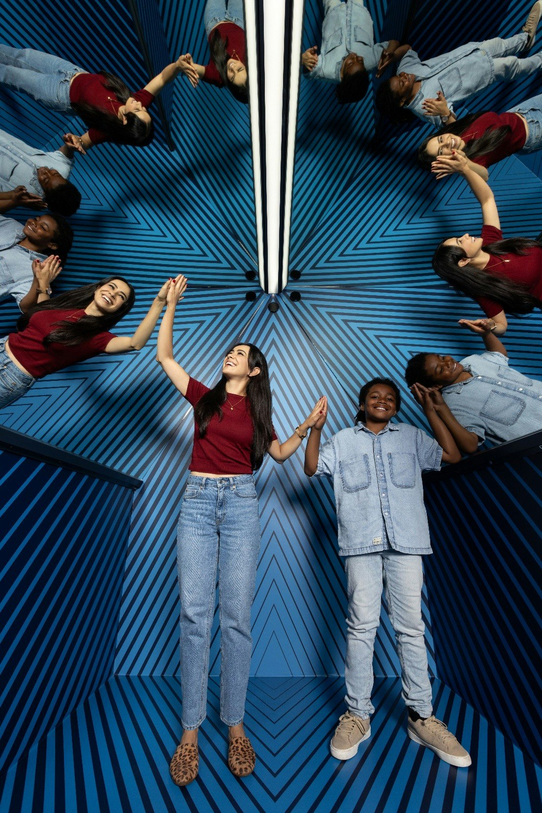 뮤지엄 오브 일루전스 샌디에이고 - 샌디에이고 __Museum of Illusions__를 방문하여 시각적 착시 방과 감각과 인식을 도전하는 인터랙티브 전시를 탐험하세요. 뮤지엄 오브 일루전스 샌디에이고 - 이미지 4 중 5