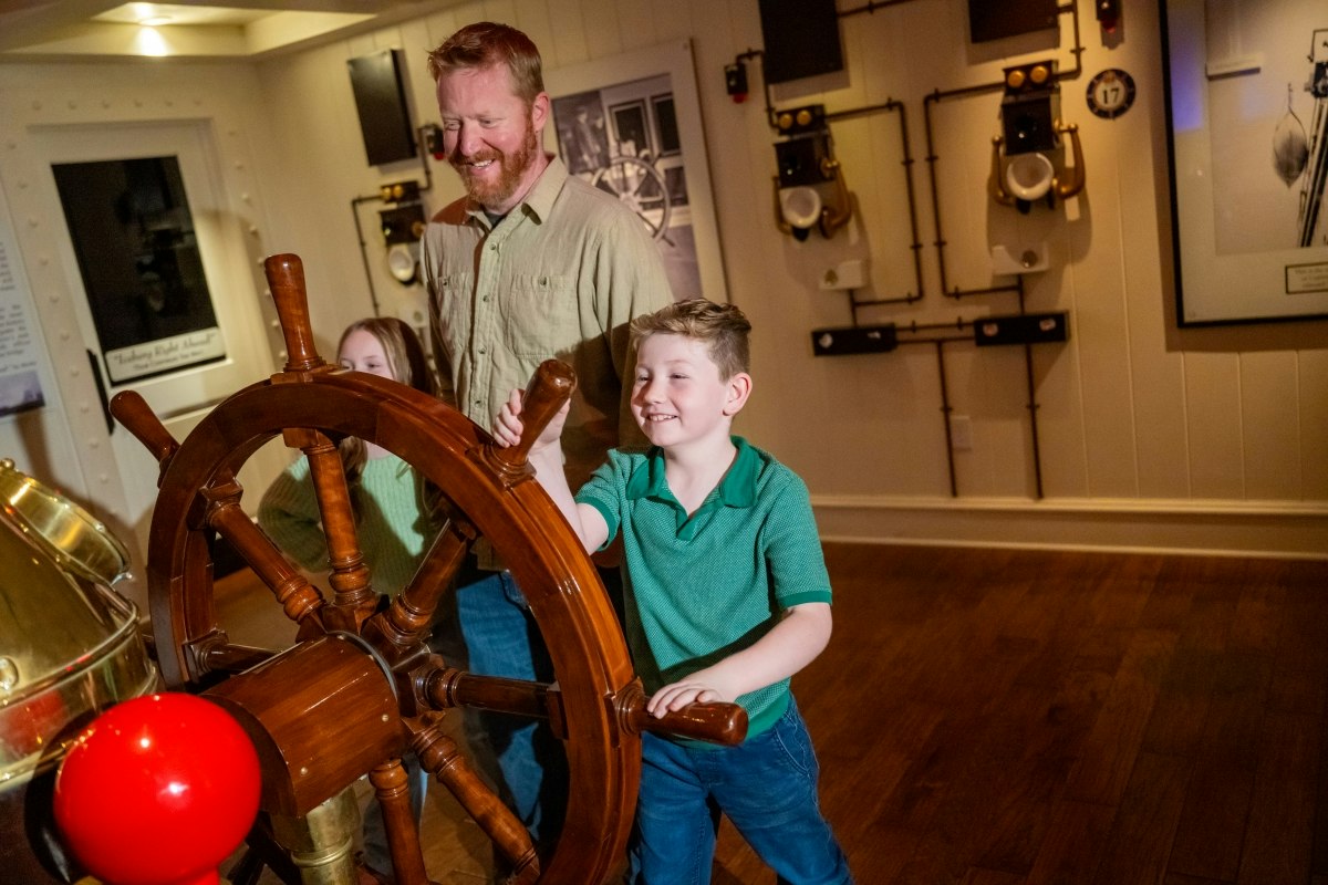 Titanic Museum Attraction - Walk the Grand Staircase, explore real artifacts, and follow a Titanic passenger's story on a self-guided tour in Pigeon Forge. Titanic Museum Attraction - Image 4 of 5