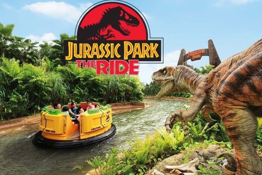 Universal Studios Singapore - The only Hollywood movie theme park in South East Asia is located in the heart of Sentosa Island. Universal Studios Singapore has 7 theme zones with 28 thrilling rides for everyone. Get ready for an adrenaline rush on crazy rides Battlestar Galactica Man vs. Cylon, Transformers ride, Accelerator, and more. Universal Studios Singapore - Image 4 of 5