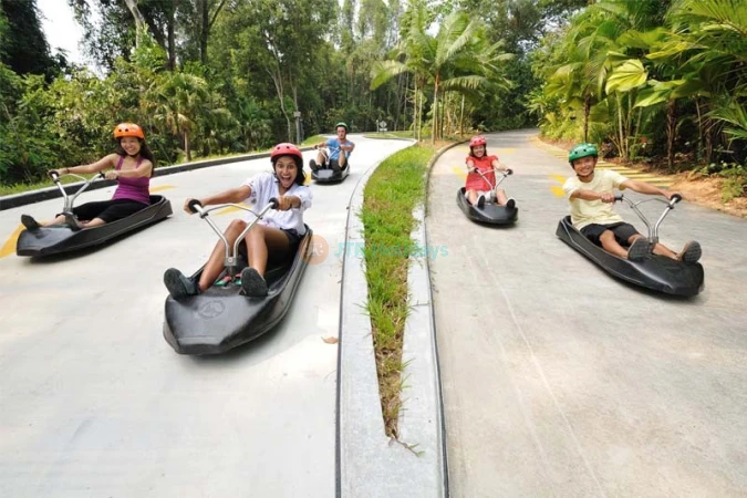 Skyline Luge Sentosa - Singapore