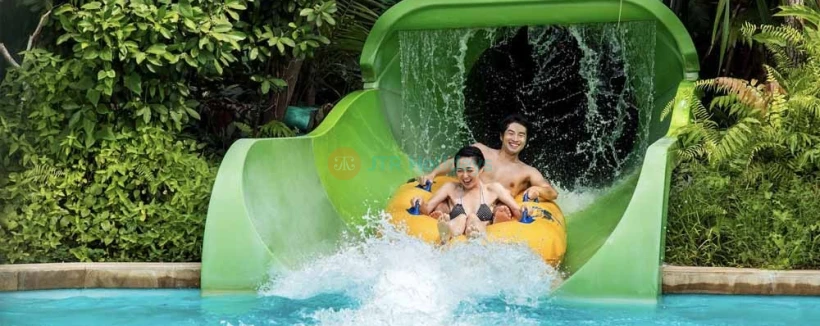 Adventure Cove Waterpark - Image 4 of 5