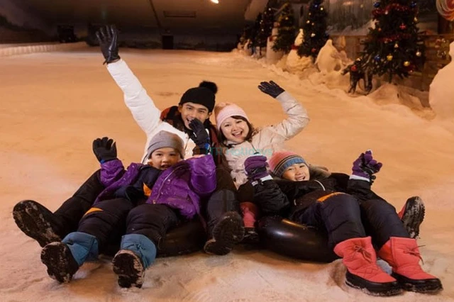 Snow City Singapore - Snow Play Session Offers and Tickets - JTR Holidays