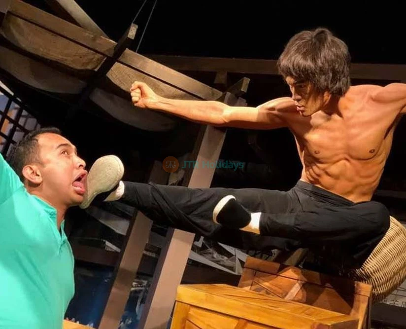 Madame Tussauds Singapore - Image 2 of 5