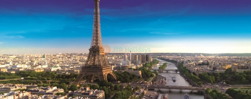FlyView Paris - Through the latest in virtual-reality technology, you’ll take flight over Paris to experience the city as you’ve never seen it before. An amazingly realistic sensation of flight and immersive 360° images offer an original alternative to traditional tours of Paris. Fly-View is a unique opportunity to explore Paris in an all-new way and share a moment of excitement and adventure with friends and family of all ages. Take your VR Paris tour to the next level with Fly-View. FlyView Paris - Image 3 of 5