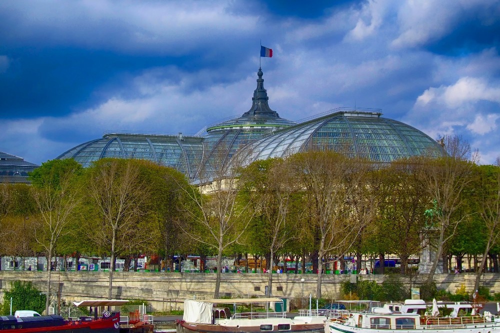 FlyView Paris - Through the latest in virtual-reality technology, you’ll take flight over Paris to experience the city as you’ve never seen it before. An amazingly realistic sensation of flight and immersive 360° images offer an original alternative to traditional tours of Paris. Fly-View is a unique opportunity to explore Paris in an all-new way and share a moment of excitement and adventure with friends and family of all ages. Take your VR Paris tour to the next level with Fly-View. FlyView Paris - Image 5 of 5